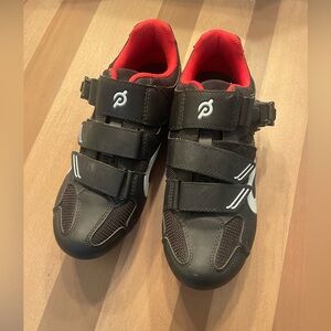 Peloton shoes with clips. Size 40